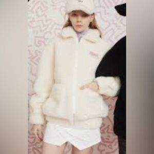 OZLANA KEITH HARING Sz L (estimated) Cream Fleece Jacket with Dog Design NEW